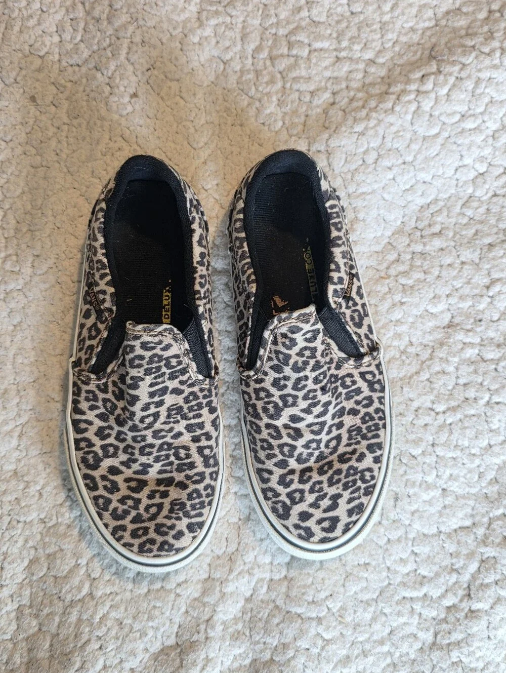 Vans Deluxe Comfort Leopard Print Slip On Shoes Womens Size 6.5 Animal Canvas